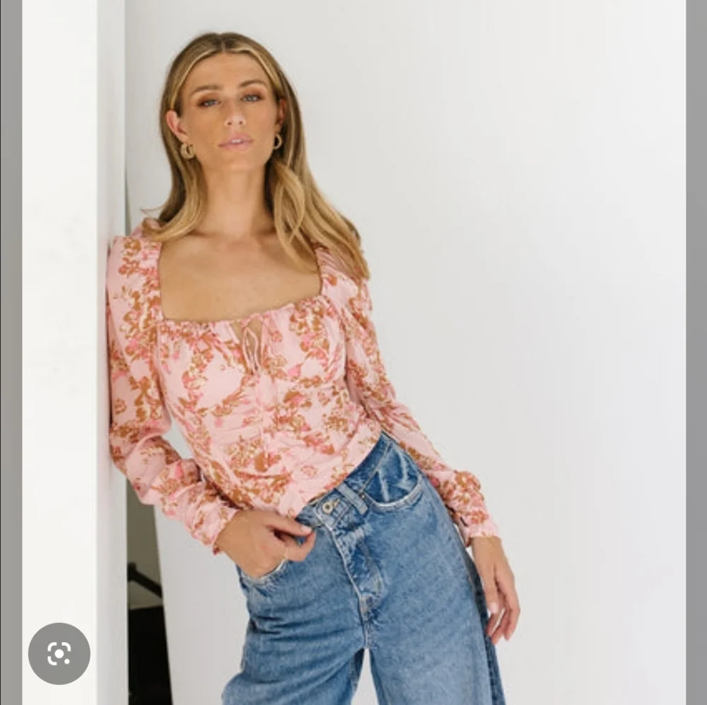 NEW Free People Hilary‎ Floral Pink Women's Top Size Medium